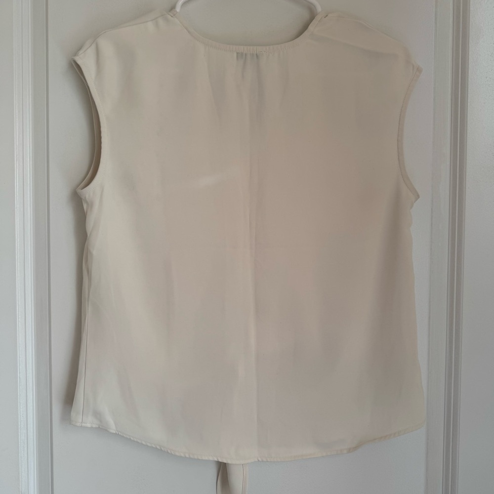 Express Top - Picture 2 of 2